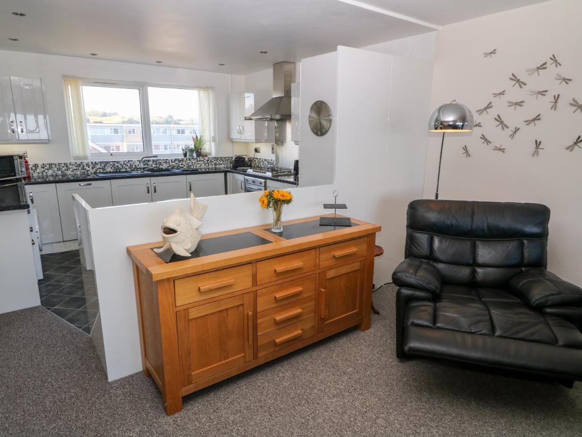 Sea View Apartment Pwllheli Luaran gambar
