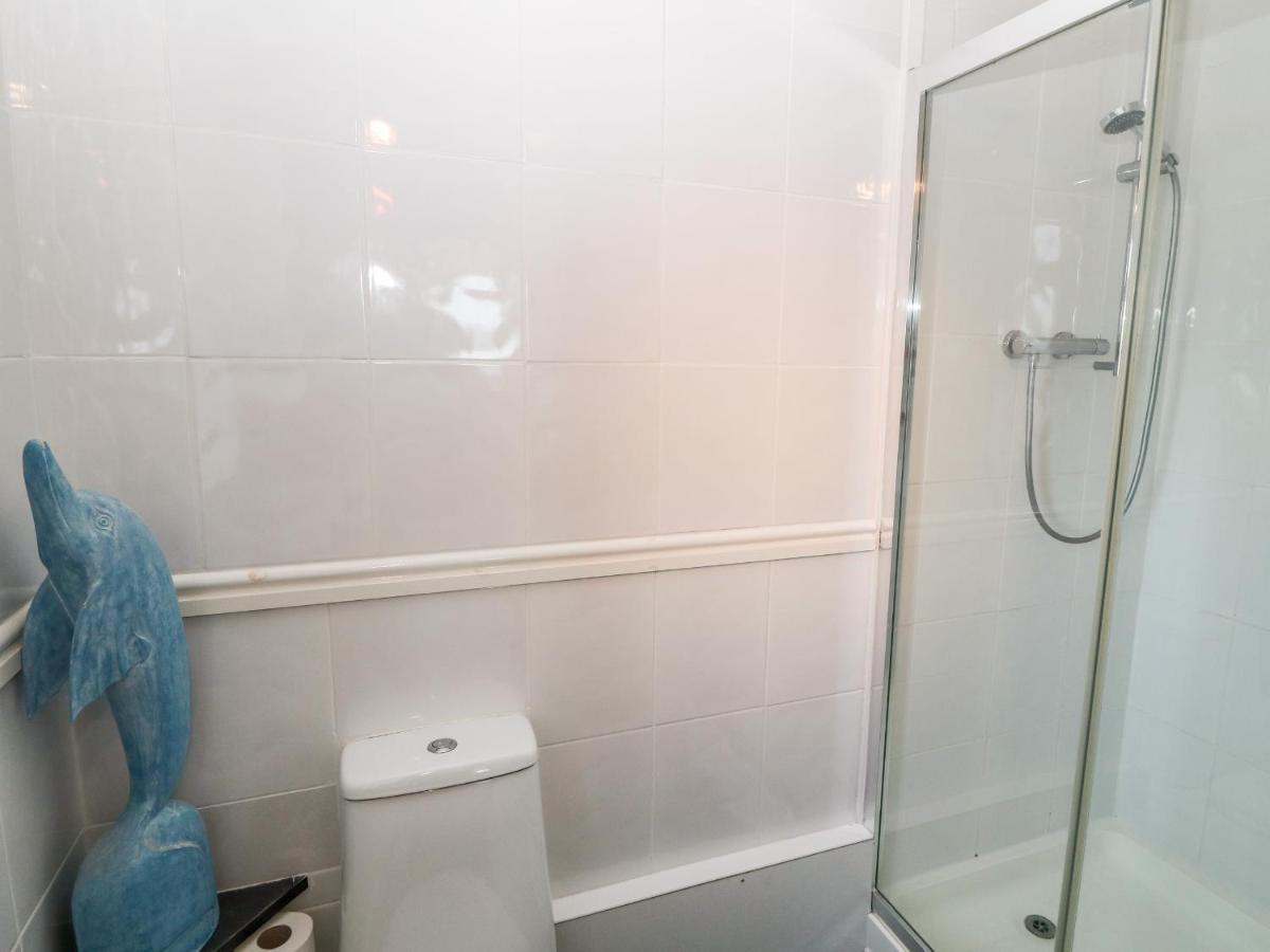 Sea View Apartment Pwllheli Luaran gambar
